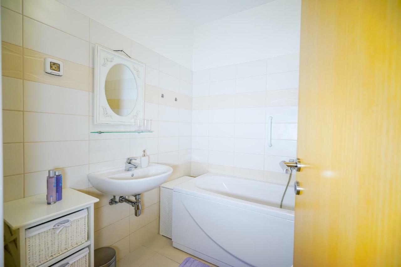Apartment Nath Zára Kültér fotó